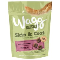 Wagg Skin & Coat Treats for Dogs 125g big image